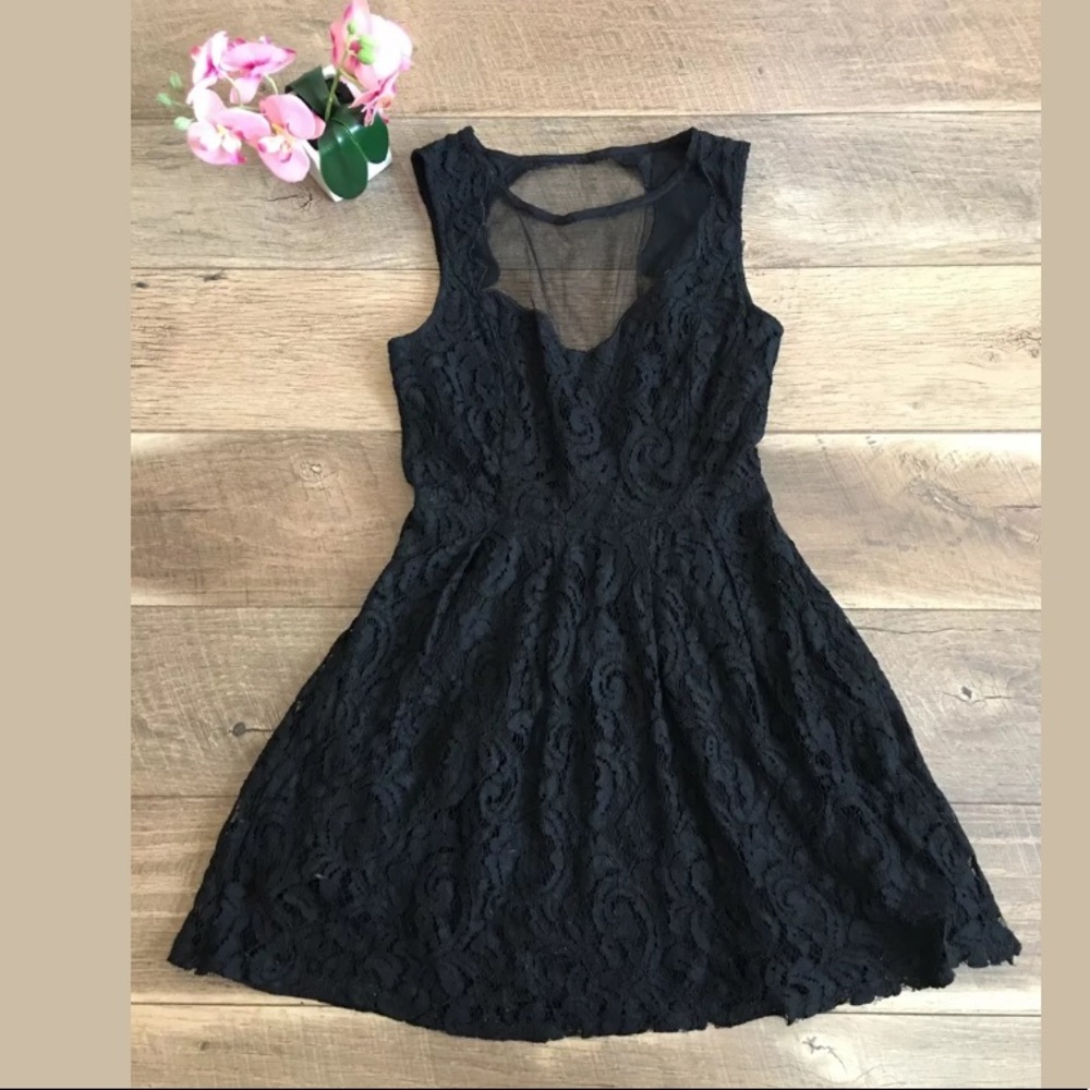 Anthropologie black sheer sleeveless dress size 4